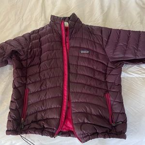 Patagonia Women’s Puffer Size Large